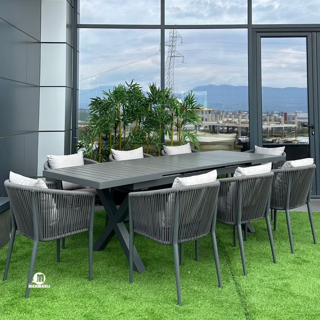 Grey air table